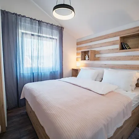 Βίλα Seaside Luxury With A Swimming Pool Razanj, - 23572 *